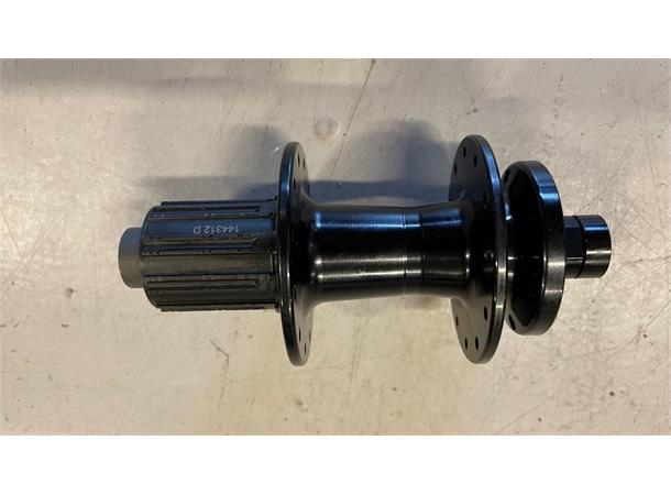 Giant W Baknav PR-2 12x142 disc Shimano 10/11 - 24H