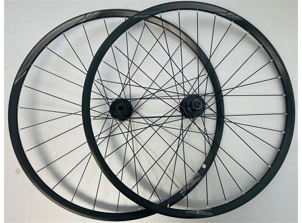Giant Hjulsett TALON E+ 29 F:15x110 R:QR - 6 bolt disc - Shimano HG
