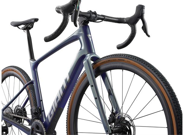 Giant 25 Revolt Adv Pro 0 M SRAM Force eTap AXS hydraulic
